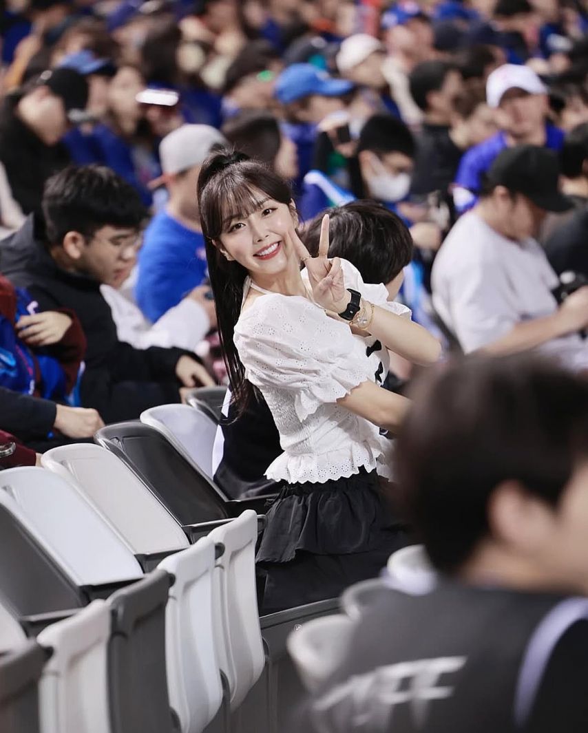 안지현