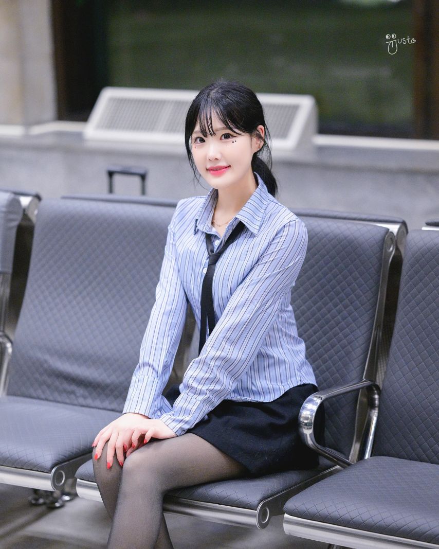 최홍라