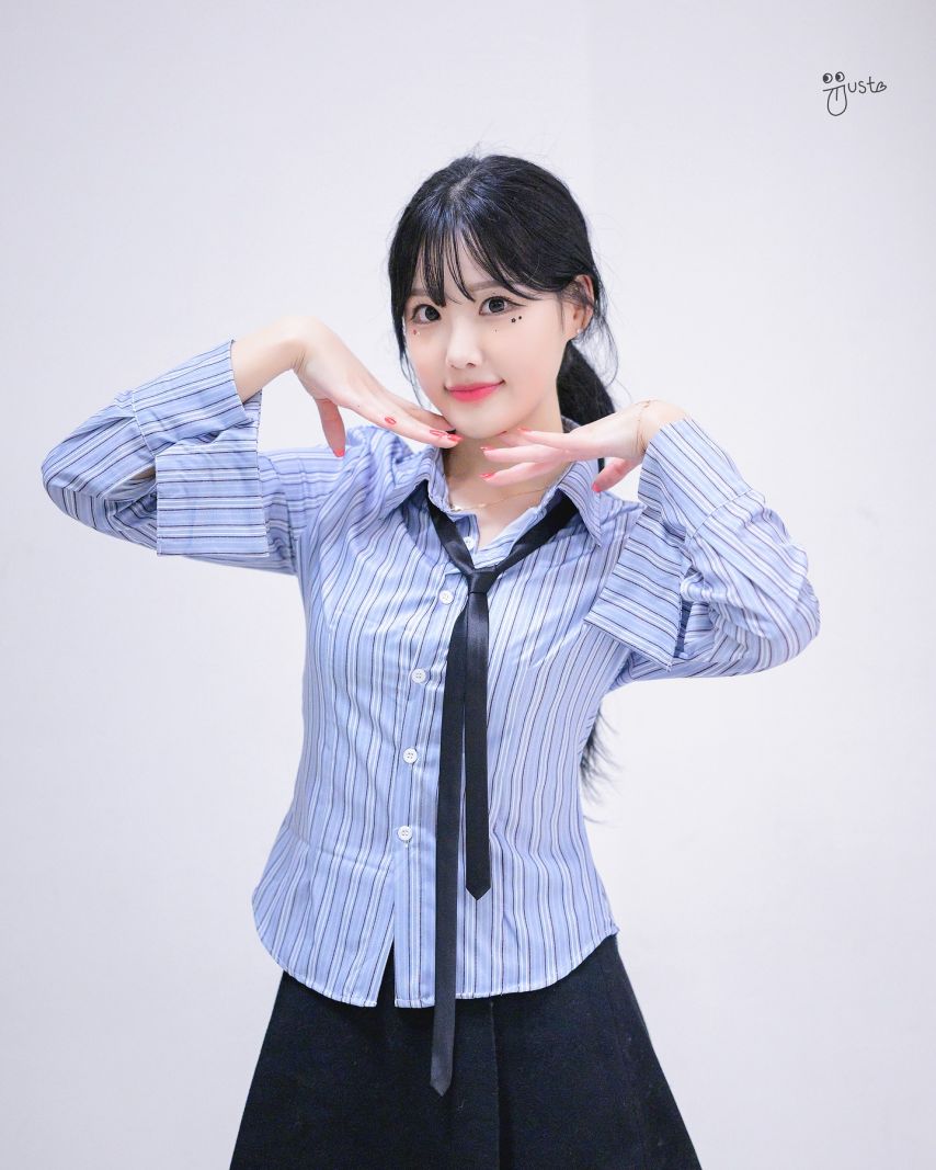 최홍라