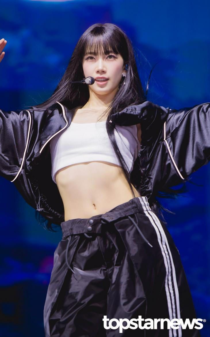 [르세라핌] 카즈하 배꼽