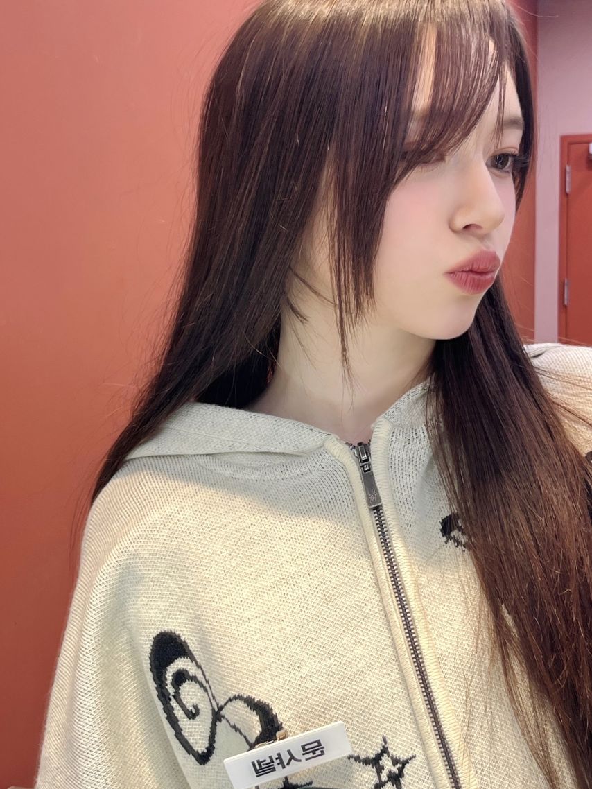 피프티피프티 문샤넬