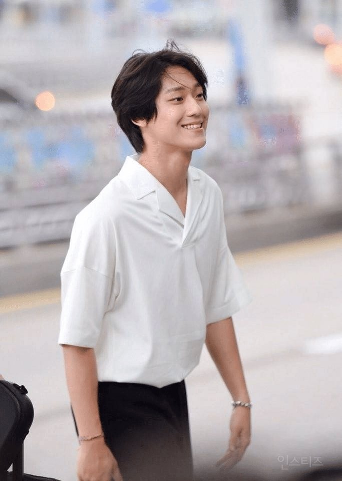 레전드라고 불리는 이도현 공항사진
