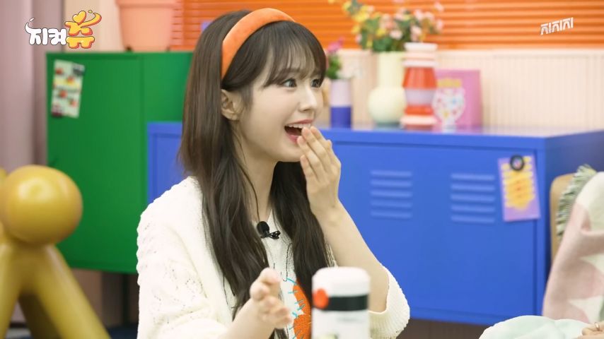 츄의 짱구 성대모사를 본 우아 나나 표정