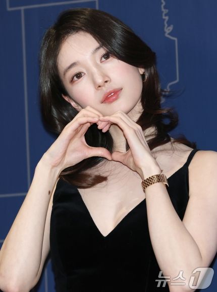 오늘자 수지 비주얼.jpg