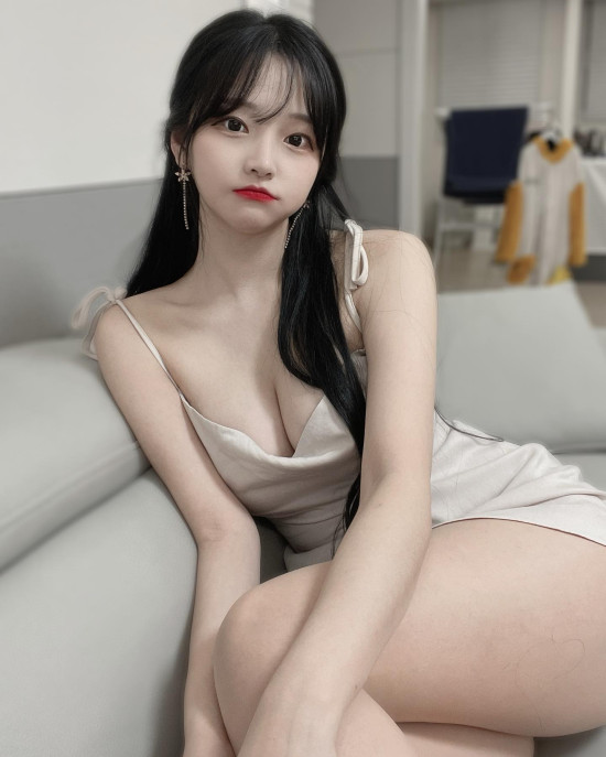 박민정 허벅지짤