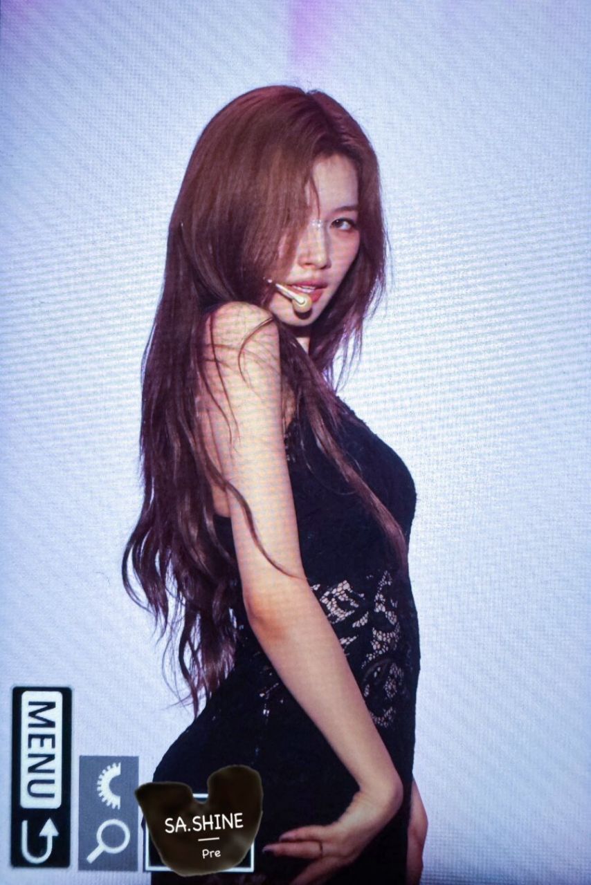 역시란 말이 나오는 트와이스 사나 란제리룩 섹시미