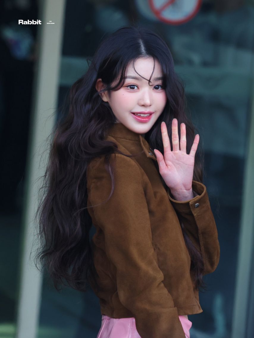 장원영 IVE아이브 250310