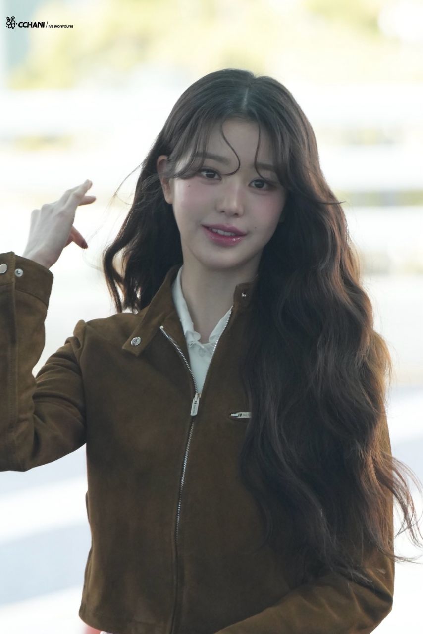 장원영 IVE아이브 250310
