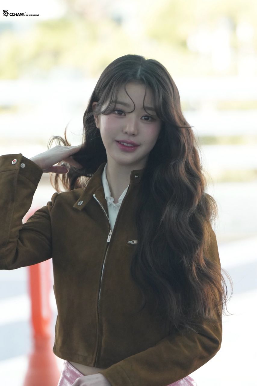 장원영 IVE아이브 250310