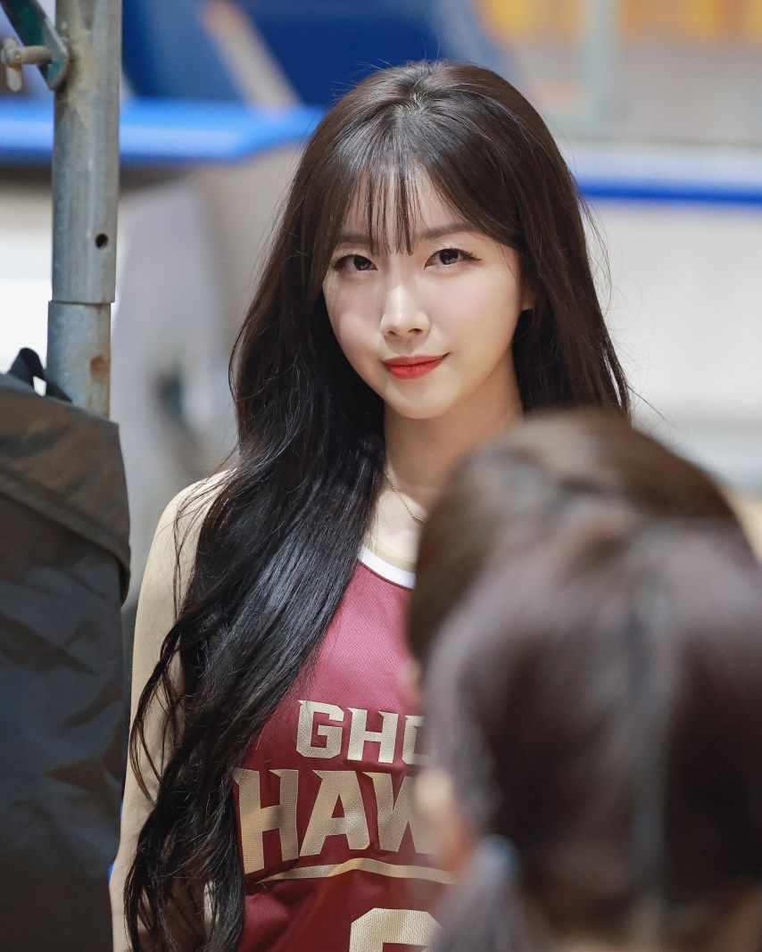 안지현