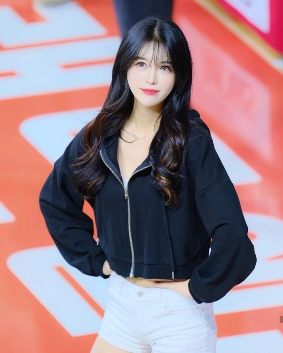 치어리더 신세희
