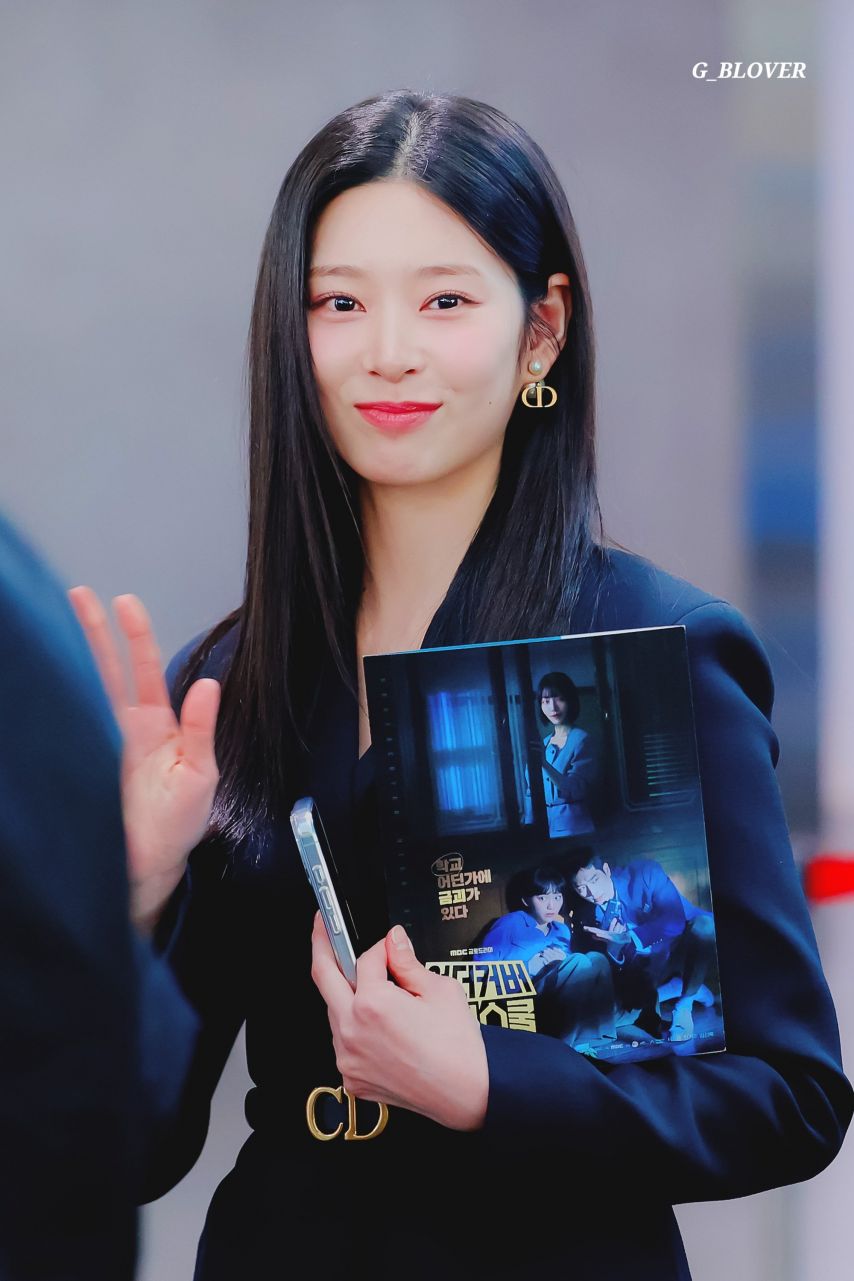 김민주