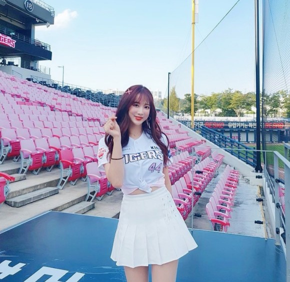 치어리더 김한나