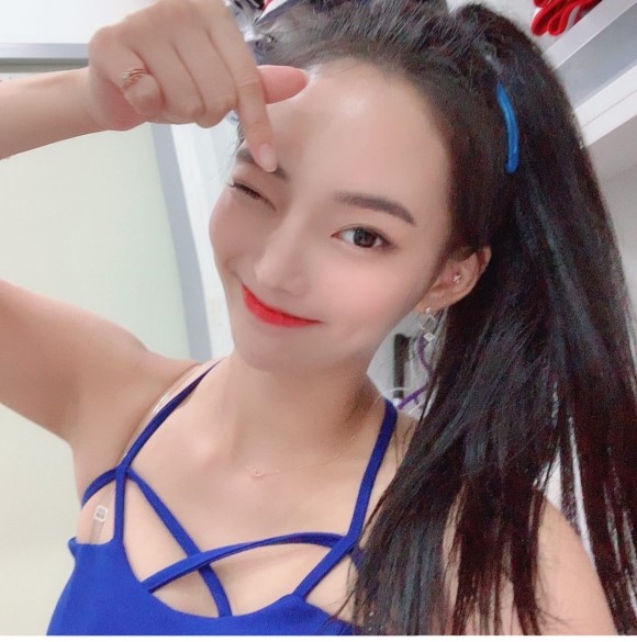 치어리더 이나경