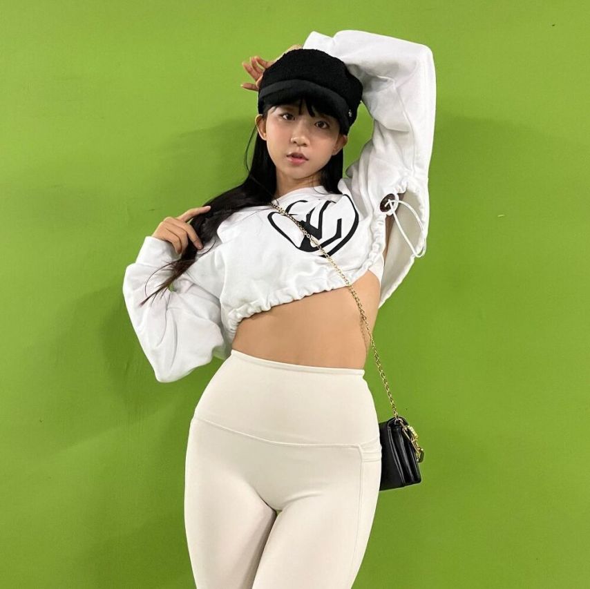 표은지