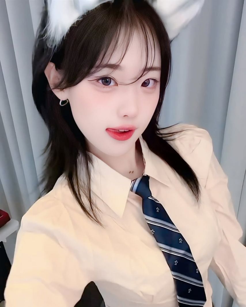 QWER 히나
