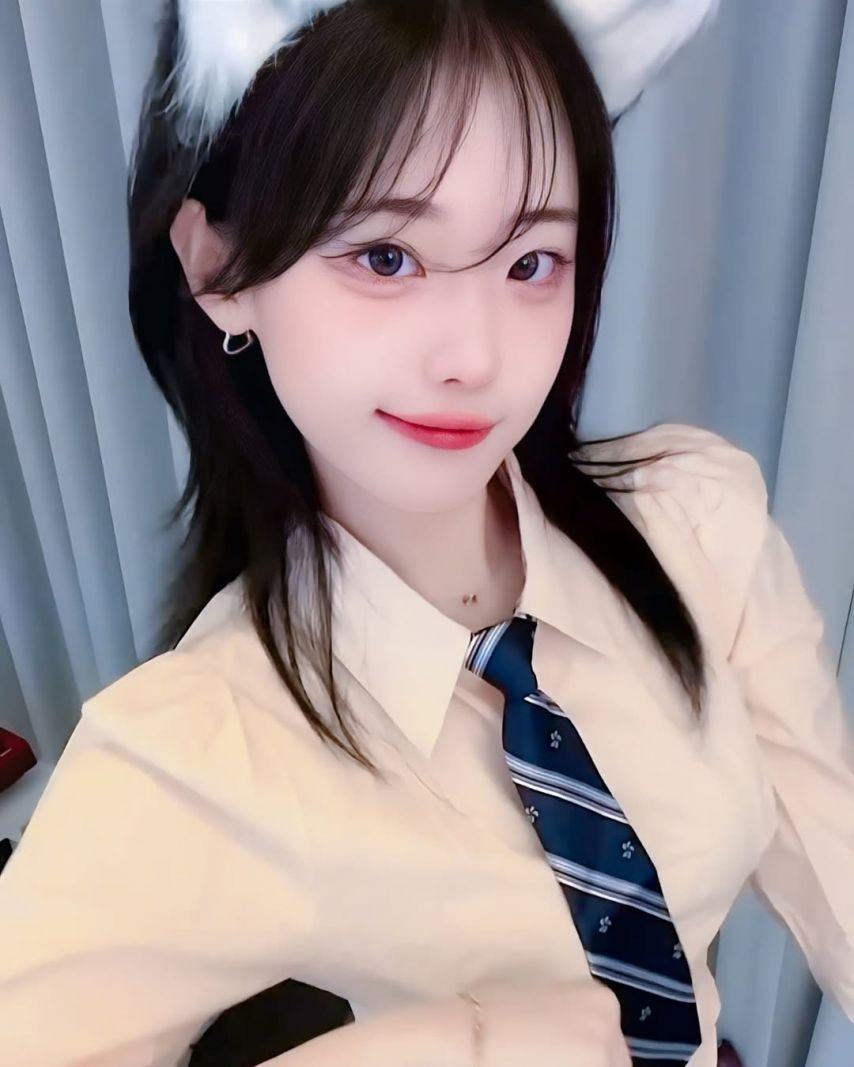 QWER 히나