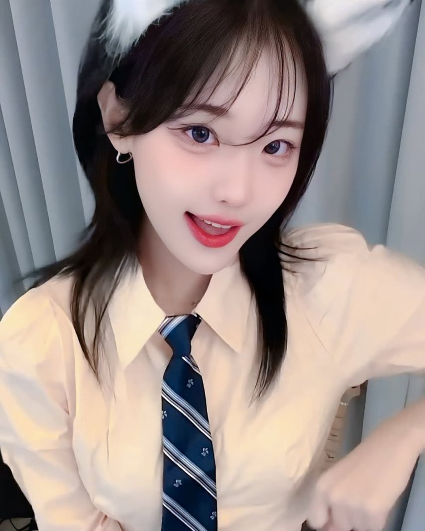 QWER 히나