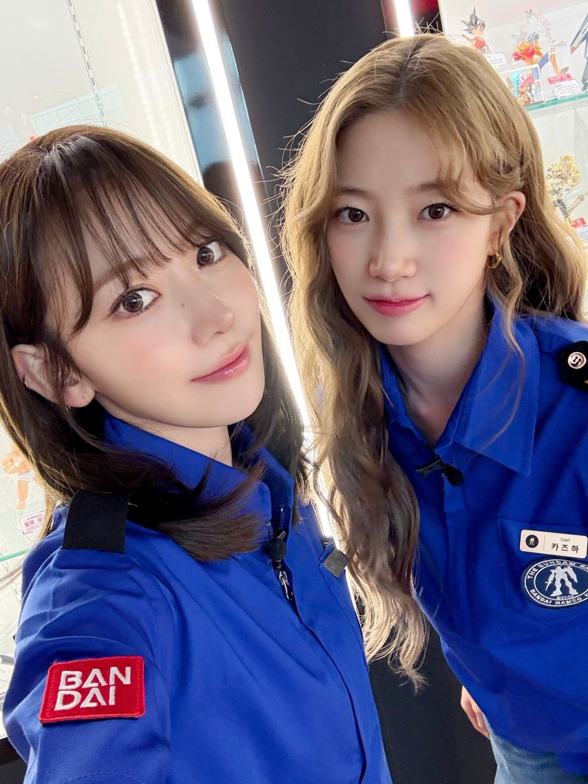 르세라핌 _ 사쿠라,카즈하 _ 허윤진