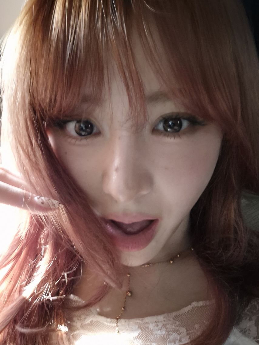 르세라핌 _ 사쿠라,카즈하 _ 허윤진