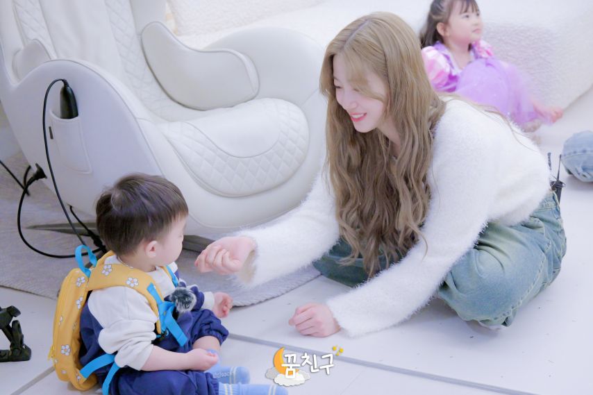 [르세라핌] 카즈하 홍은채 .... 슈퍼맨이 돌아왔다