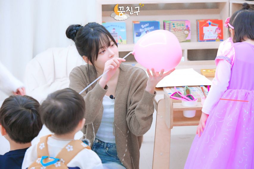 [르세라핌] 카즈하 홍은채 .... 슈퍼맨이 돌아왔다