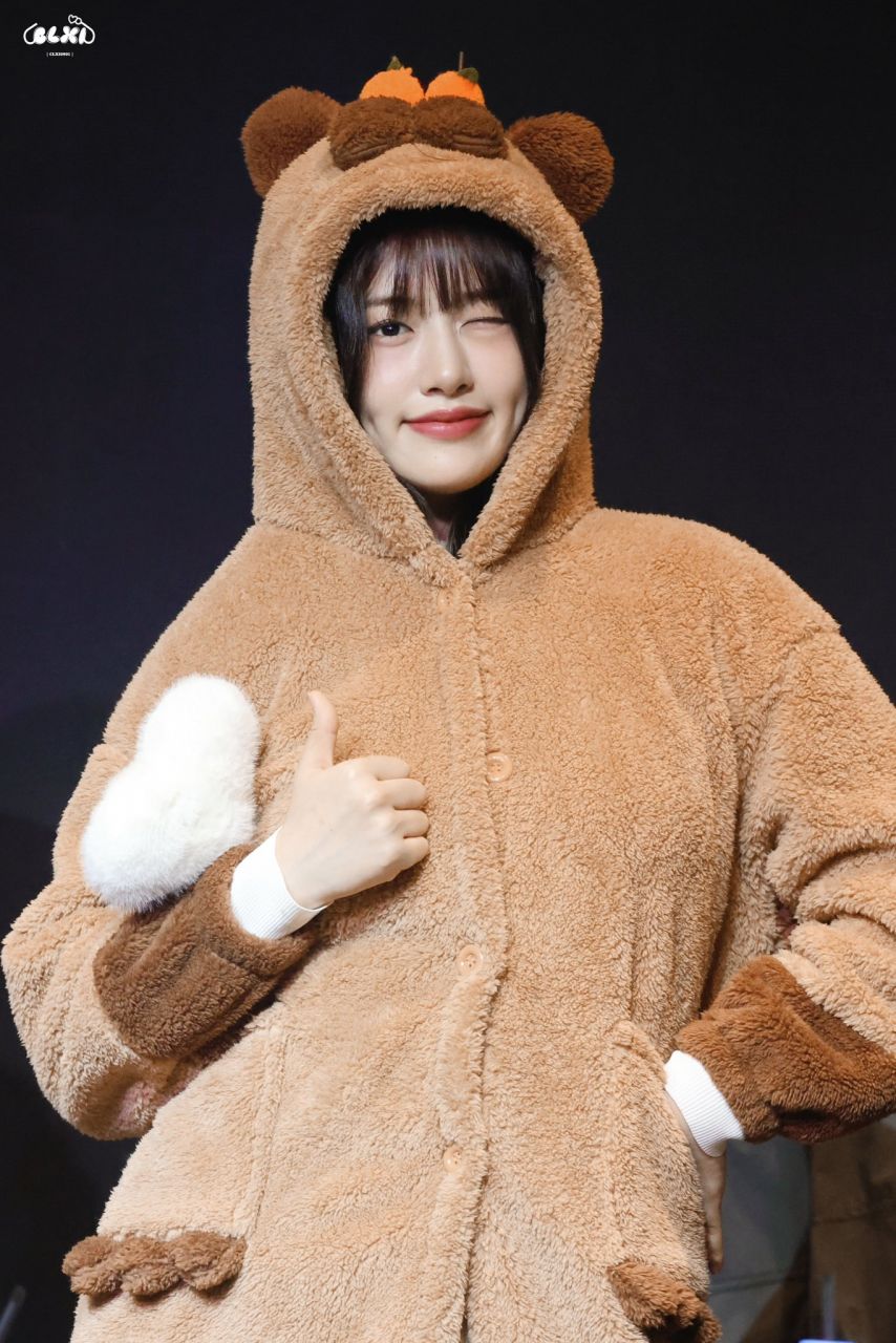 아이브 안유진