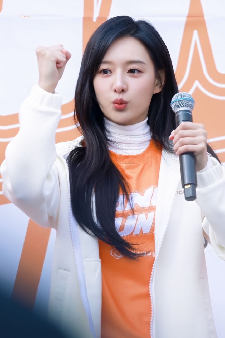 김지원