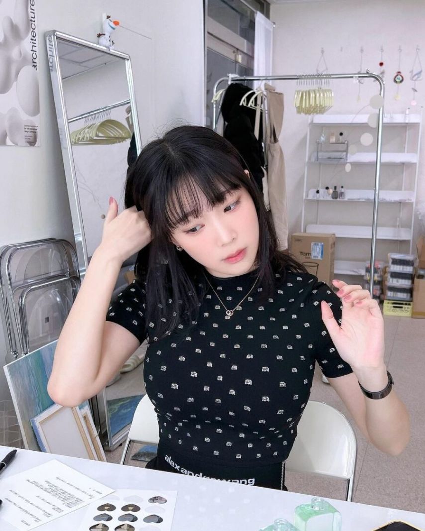 노출없는 수수한 복장 리즈시절 강인경