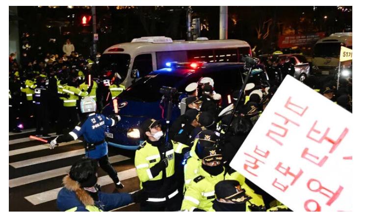 [단독] “한 달 초과근무 170시간” 갈려나가는 경찰 기동대원