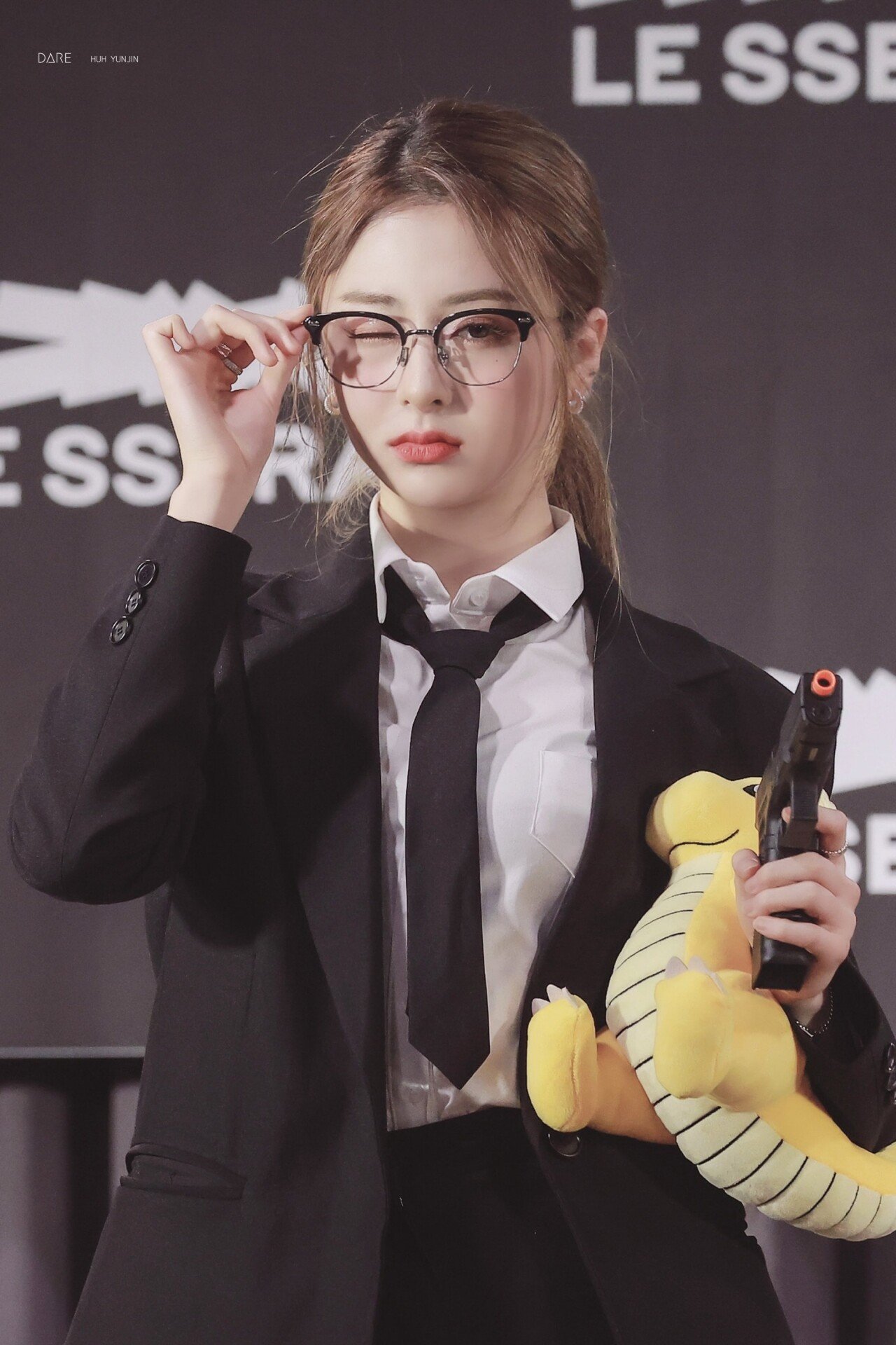 르세라핌 윤진