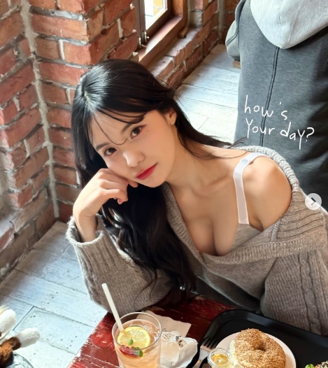 '대만이 반한' 이다혜, 파격 노출로 압구정 등장 '깜짝'