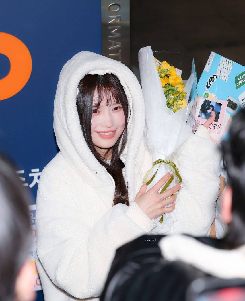 프로미스나인 송하영