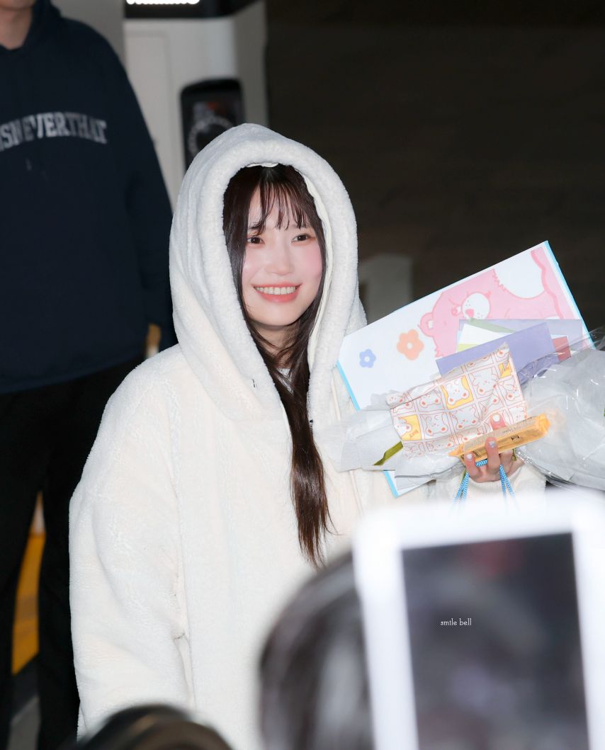 프로미스나인 송하영