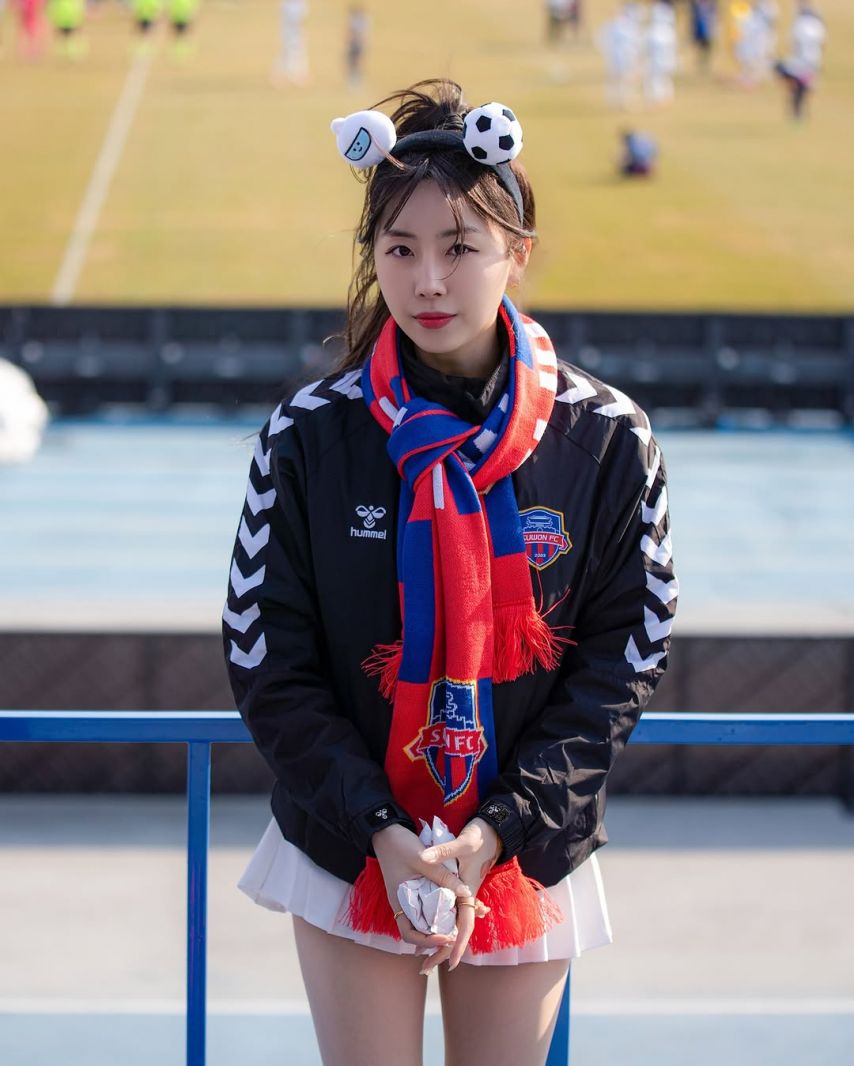 안지현