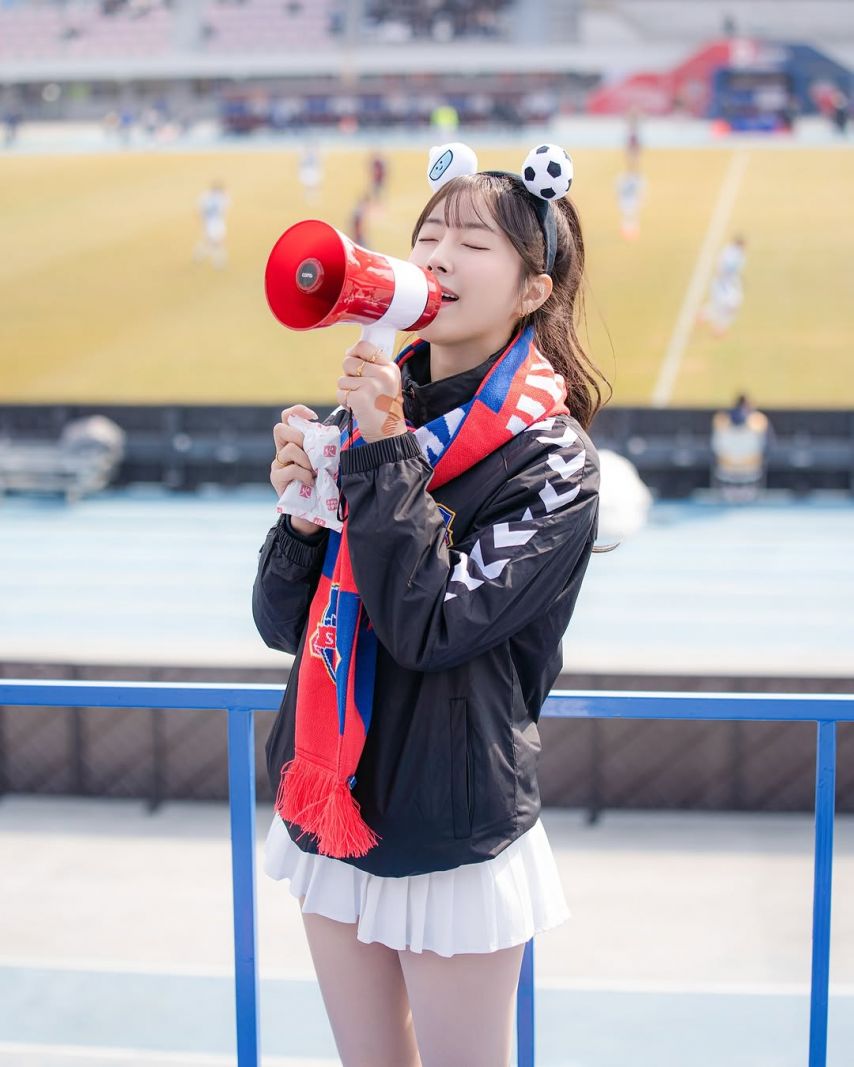 안지현