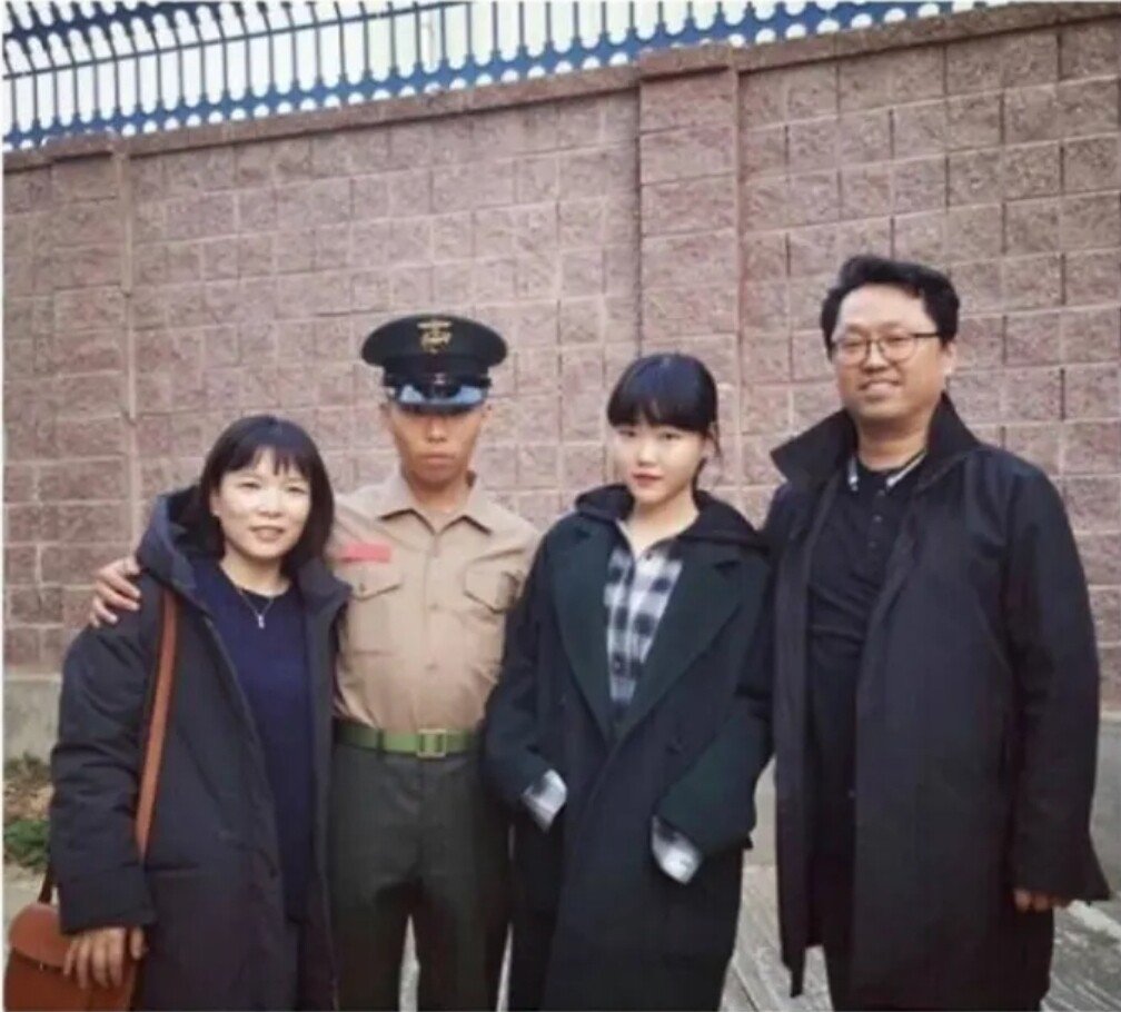 대한민국 연예인 군복핏 4대장 ㄷㄷㄷ