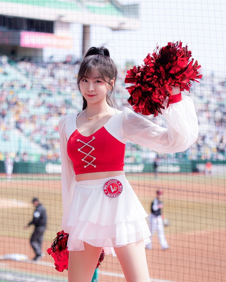 안지현