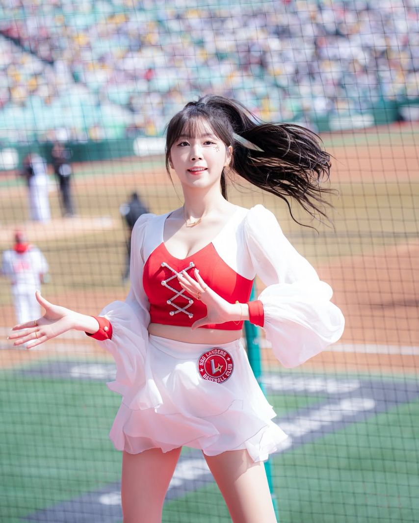 안지현