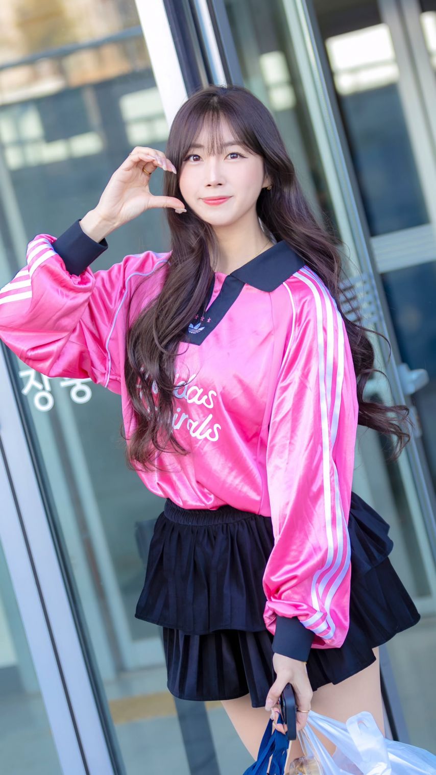 안지현