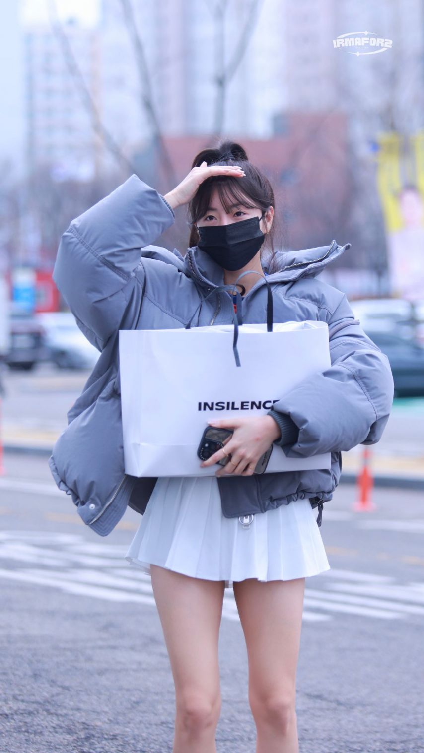 안지현