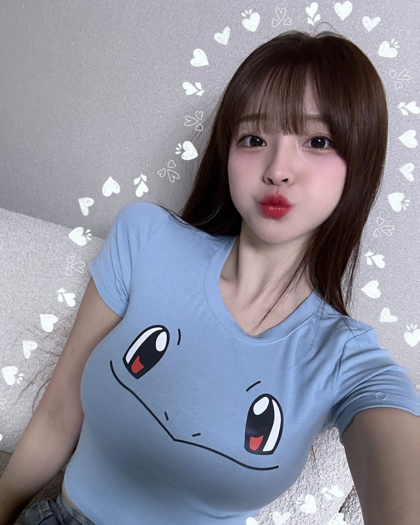 꼬부기 티 입은 박민정