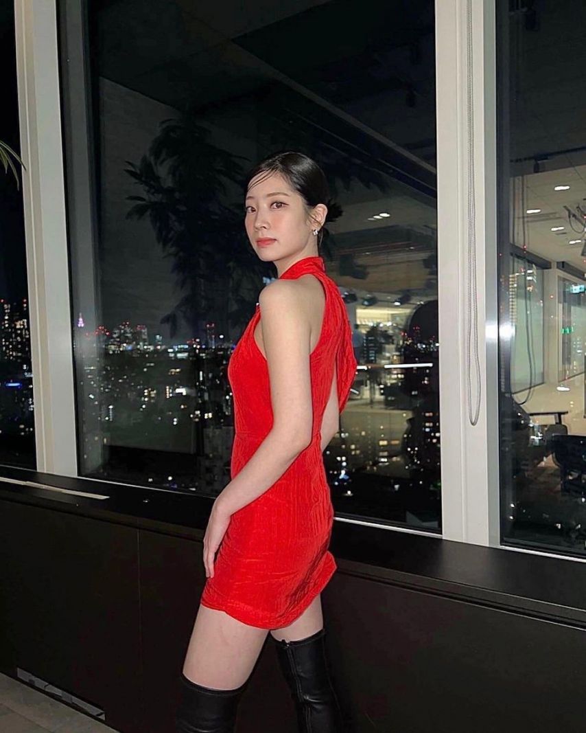 다현.jpg