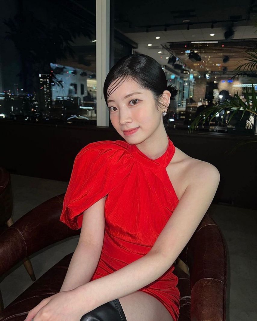 다현.jpg