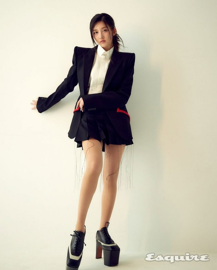 아이브 가을 인스타ㅡ에스콰이어