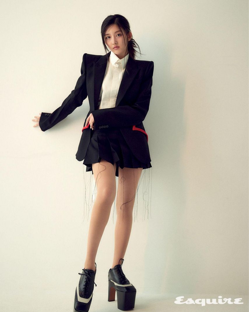 아이브 가을 에스콰이어