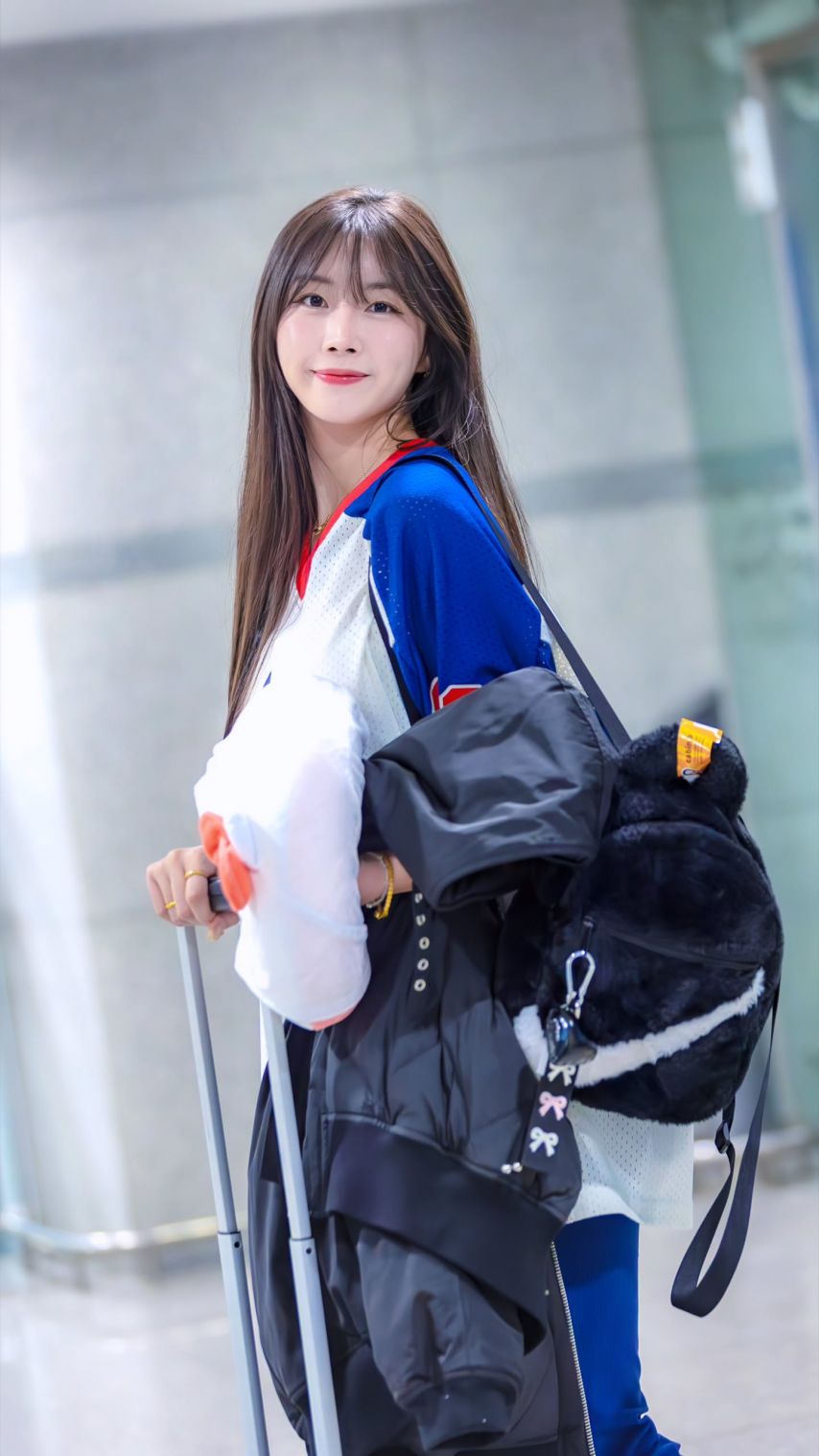 안지현
