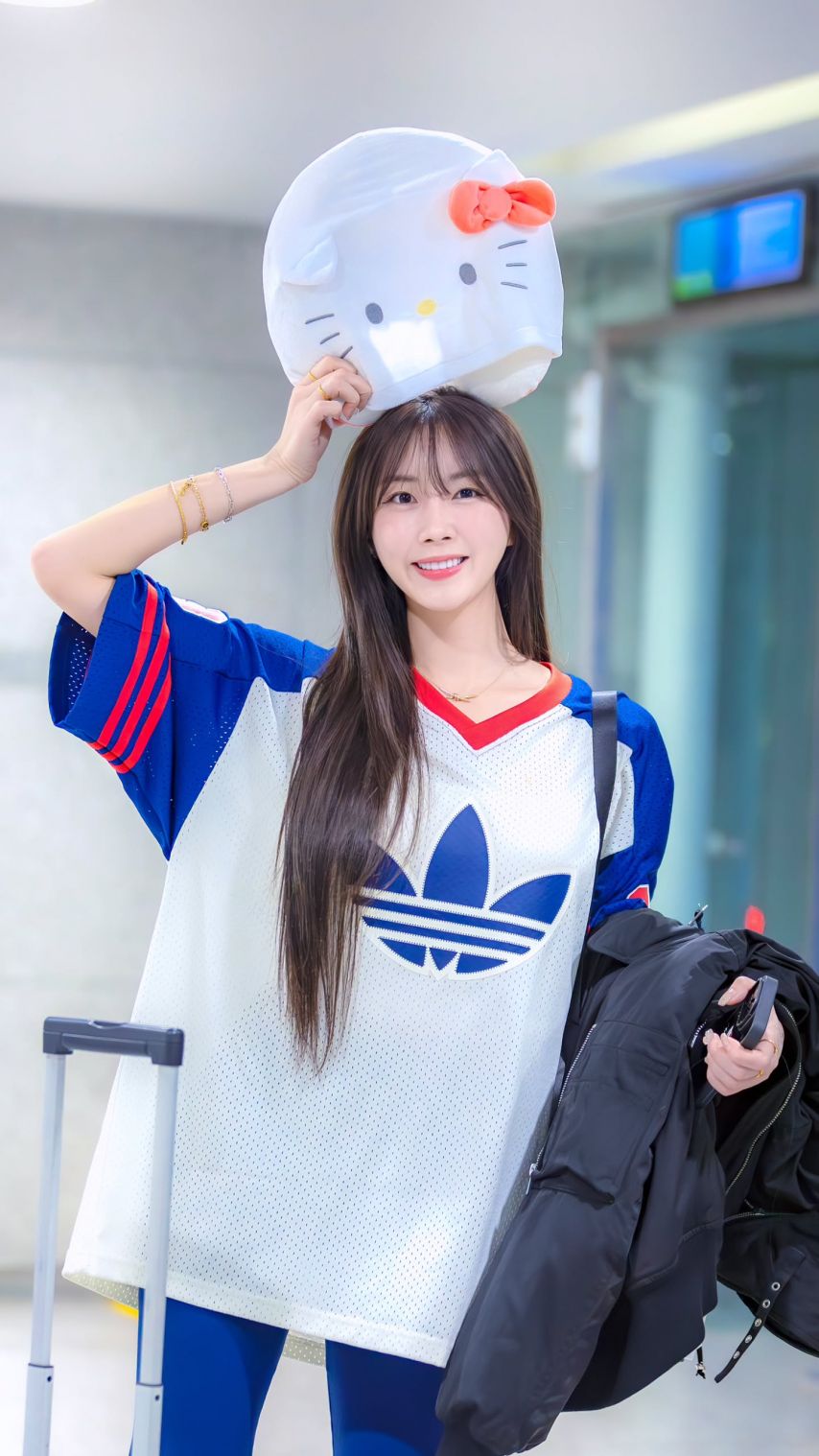 안지현