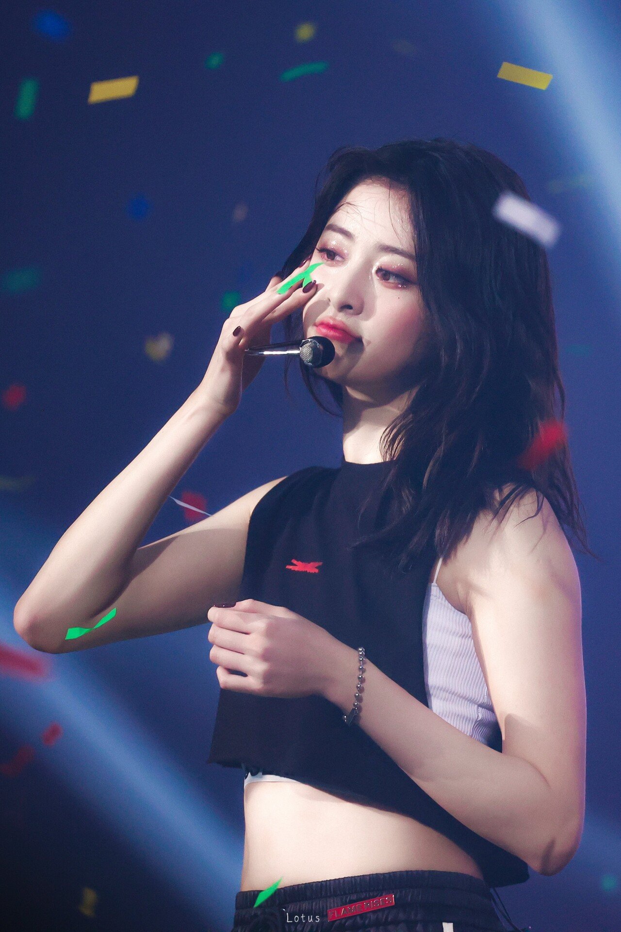 르세라핌 윤진