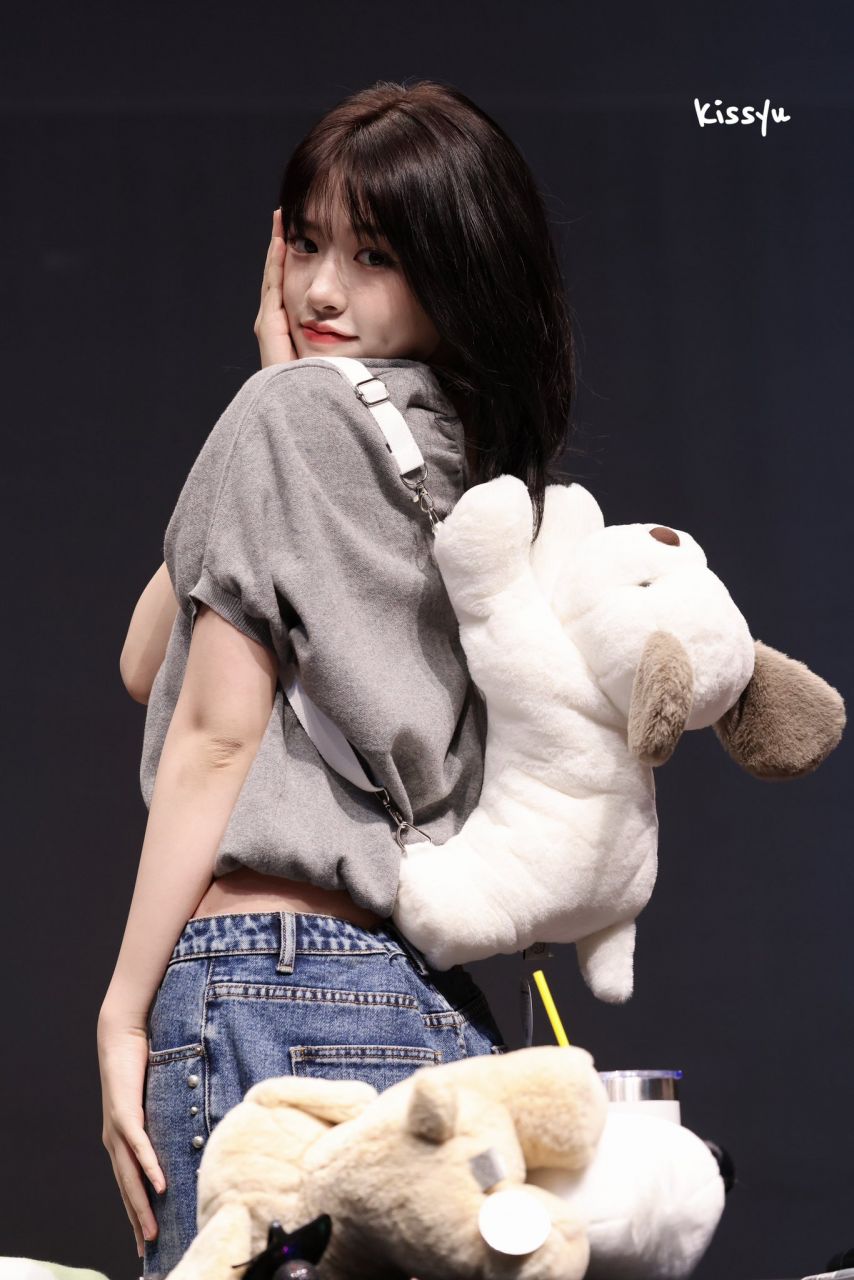 아이브 안유진